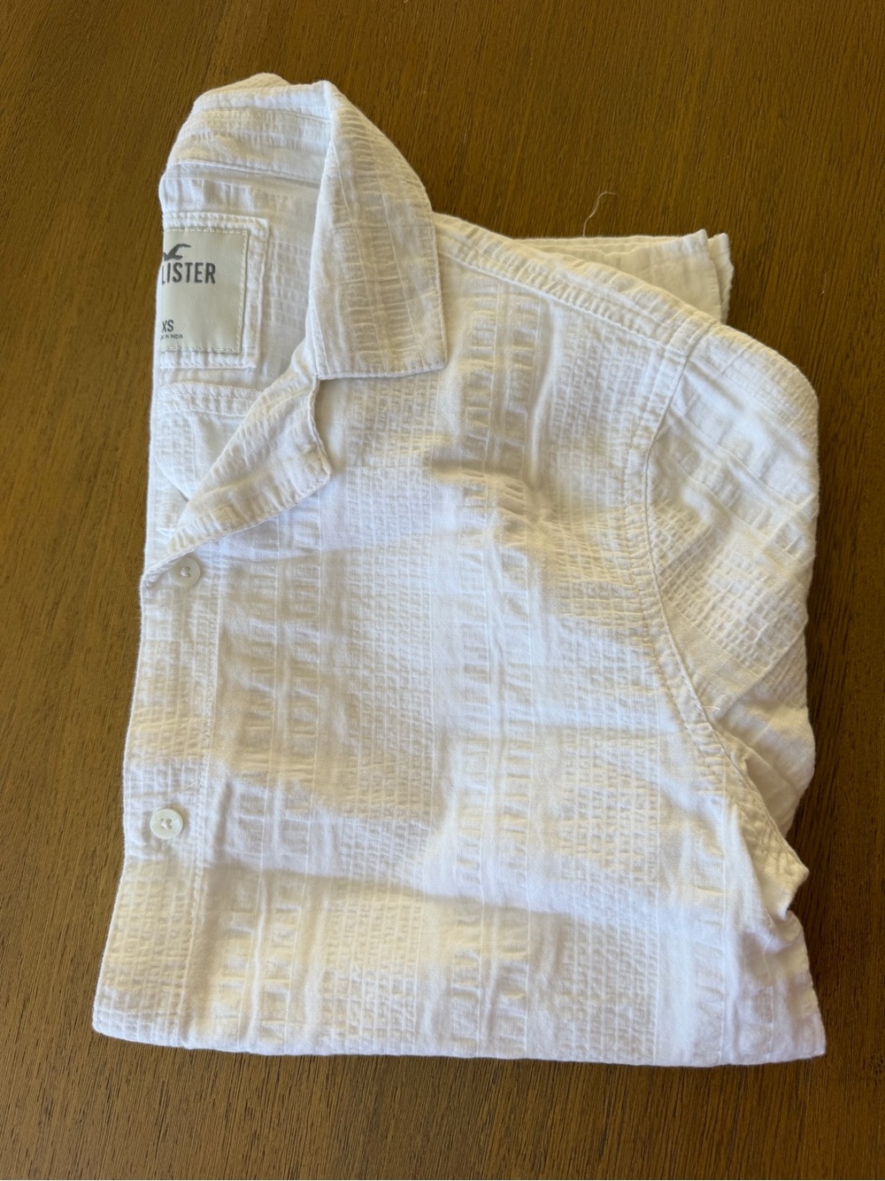 Hollister White Short-Sleeve Textured Button-Down Shirt